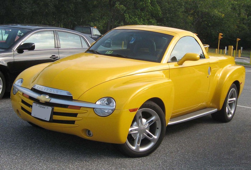 chevrolet SSR 2004 
retro design https://en.wikipedia.org/wiki/Chevrolet_SSR#/media/File:Chevrolet_SSR.jpg