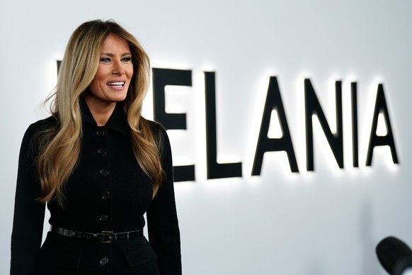 First lady Melania Trump arrives for the premiere of her movie "Melania" at The John F. Kennedy Memorial Center For The Performing Arts, Thursday, Jan. 29, 2026, in Washington. (AP Photo/Jos ...