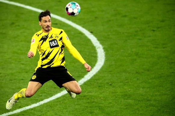 epa09151185 Dortmund's Mats Hummels in action during the German Bundesliga soccer match between Borussia Dortmund and 1. FC Union Berlin at Signal Iduna Park in Dortmund, Germany, 21 April 2021. ...