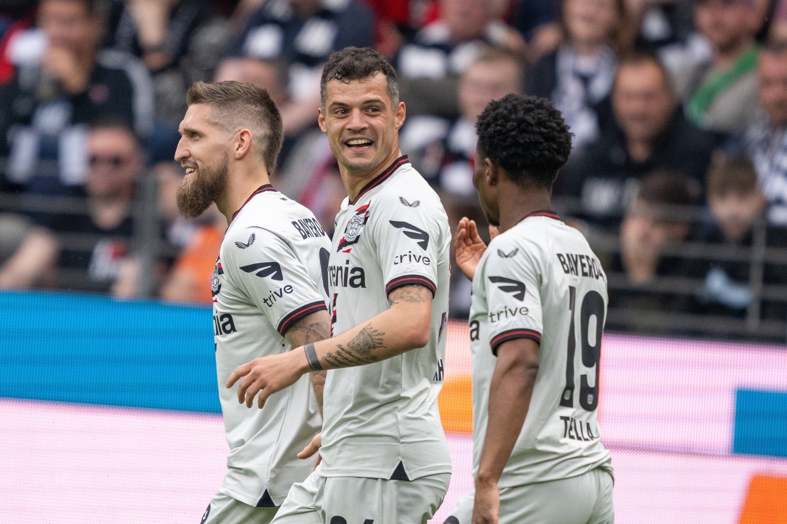 GER, 1.FBL, Eintracht Frankfurt vs. Bayer 04 Leverkusen, Saison 2023/24, / 05.05.2024, Deutsche Bank Park, Frankfurt, GER, 1.FBL, Eintracht Frankfurt vs. Bayer 04 Leverkusen, Saison 2023/24, Im Bild:  ...