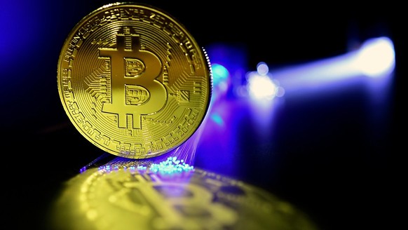 Die Wertschwankungen bei der Cyber-Währung Bitcoin haben in der vergangenen Tagen wieder stark zugenommen. (Archivbild)