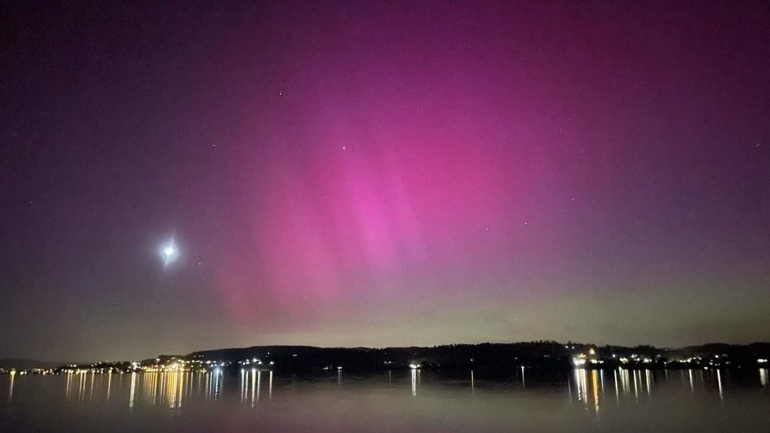 Polarlichter von der Insel Lützelau aus.