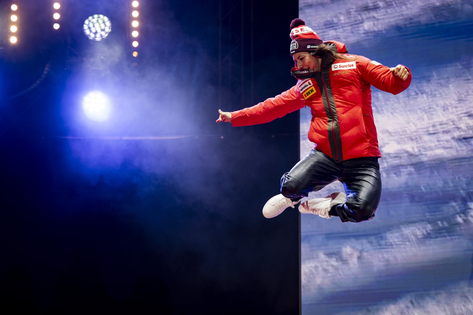 Silver medalist Wendy Holdener of Switzerland celebrates during the medals ceremony of the women&#039;s Slalom race at the 2025 FIS Alpine World Ski Championships, in Saalbach-Hinterglemm, Austria, Sa ...