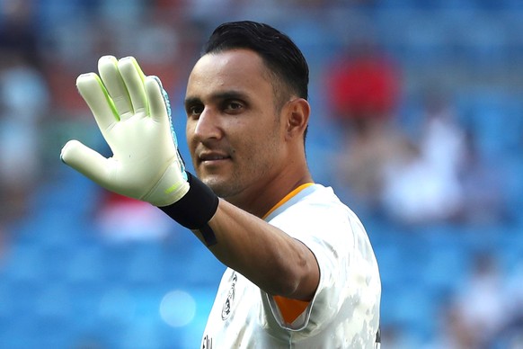 epa07813234 (FILE) Real Madrid&#039;s goalkeeper Keylor Navas warms up before the Spanish LaLiga match between Real Madrid and Real Valladolid at Santiago Bernabeu stadium in Madrid, Spain, 24 August  ...