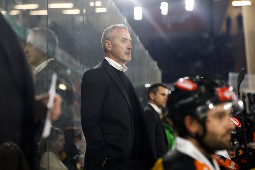Head Coach Serge Aubin (SCB) im Eishockey Meisterschaftsspiel der National League zwischen dem SC Bern und dem HC Davos, am Freitag, 18. September 2026 in der PostFinance Arena in Bern. (KEYSTONE/Pete ...