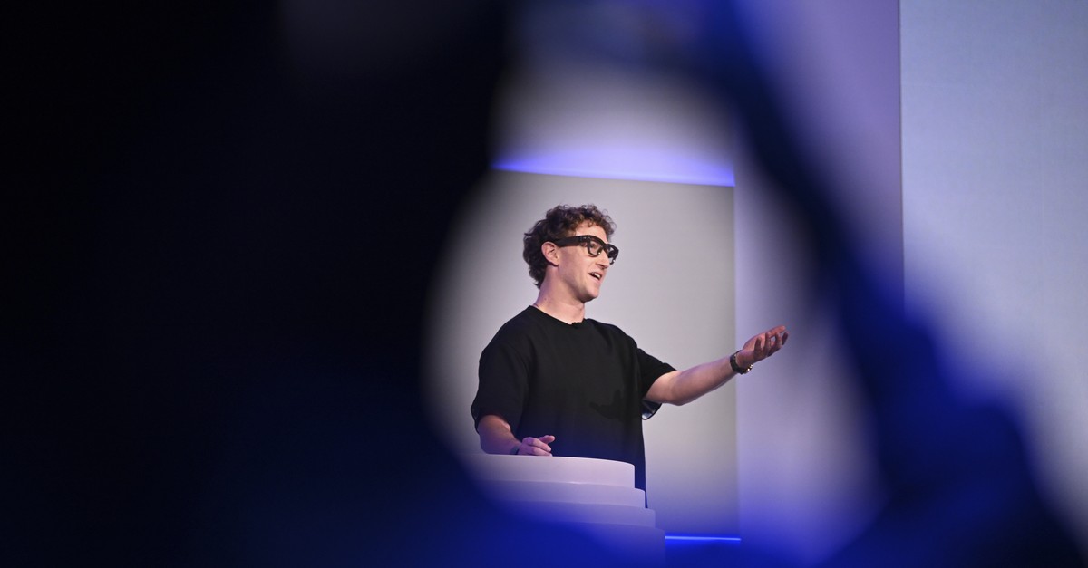 Meta plant Entlassung von 8000 Mitarbeitenden