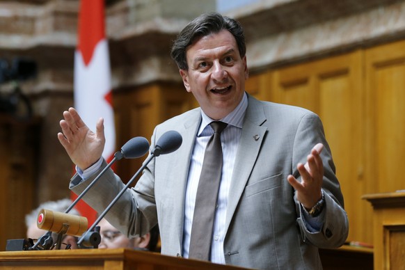 Corrado Pardini (SP-BE) spricht waehrend der Debatte im Nationalrat, waehrend der Sommersession der Eidgenoessischen Raete, am Mittwoch, 31. Mai 2017 in Bern. (KEYSTONE/Peter Klaunzer)