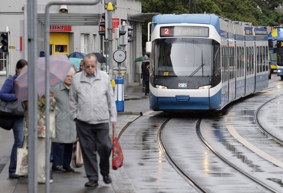 Immer weniger Zürcher steigen ins Tram ein.&nbsp;