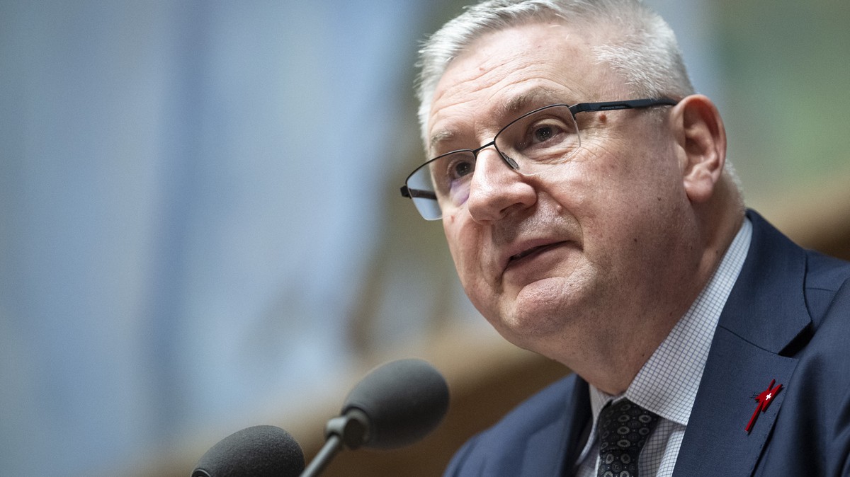Andreas Glarner, SVP-AG, spricht an der Fruehjahrssession der Eidgenoessischen Raete, am Donnerstag, 5. Maerz 2026 im Nationalrat in Bern. (KEYSTONE/Andreas Becker)