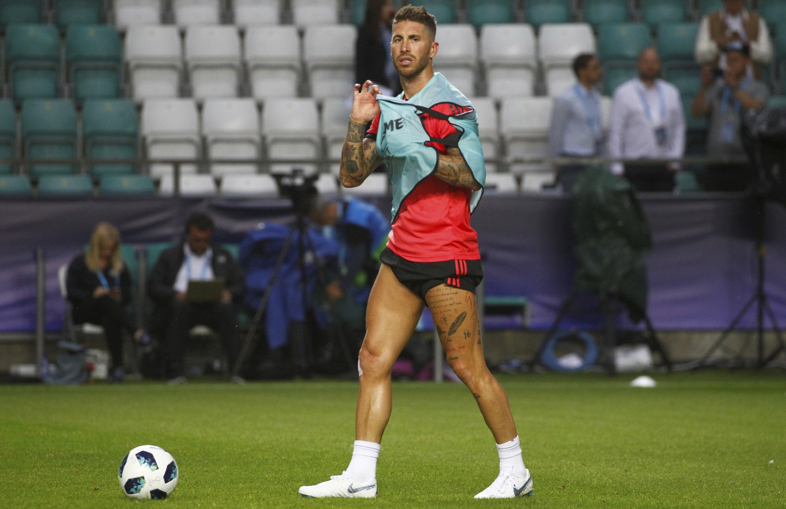 epa06949840 Sergio Ramos of Real Madrid in action during a training session at the Lillekula Stadium in Tallinn, Estonia, 14 August 2018. Atletico Madrid will face Real Madrid in the UEFA Super Cup Fi ...