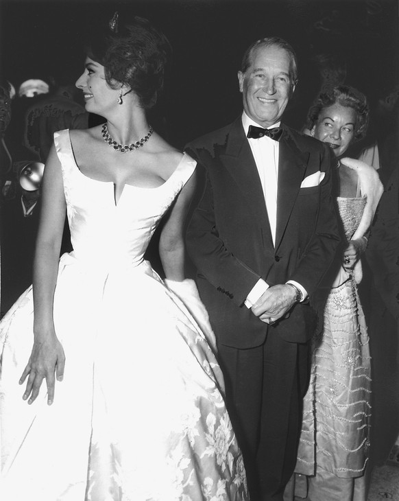 RECORD DATE NOT STATED Academy Awards: 31st Annual Sophia Loren, Maurice Chevalier 1959 **I.V. EDITORIAL USE ONLY PUBLICATIONxINxGERxAUTxSUIxONLY Copyright: x