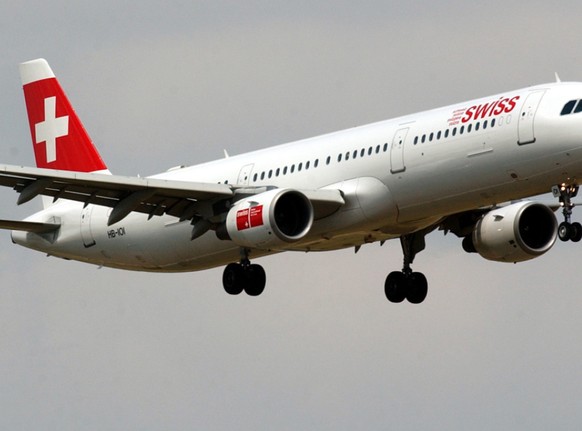 Ein Airbus A 321 der Swiss musste seinen Flug nach Rom wegen Rauchentwicklung in der Kabine abbrechen. (Archivbild)