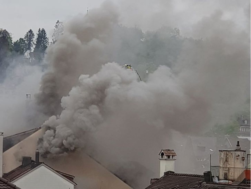 Dicker Rauch über Luzern gestern Mittwoch.