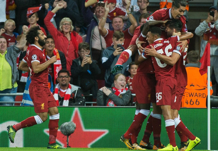 epa06158584 Liverpool’s players celebrate during the UEFA Champions League play-off second leg match between Liverpool and TSG 1899 Hoffenheim at Anfield, Liverpool, Britain, 23 August 2017. EPA/Peter ...