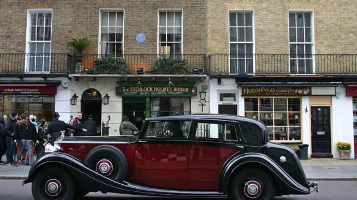 Berühmte Adresse in London: In der 221B Baker Street steht das fiktive Haus von Sherlock Holmes.