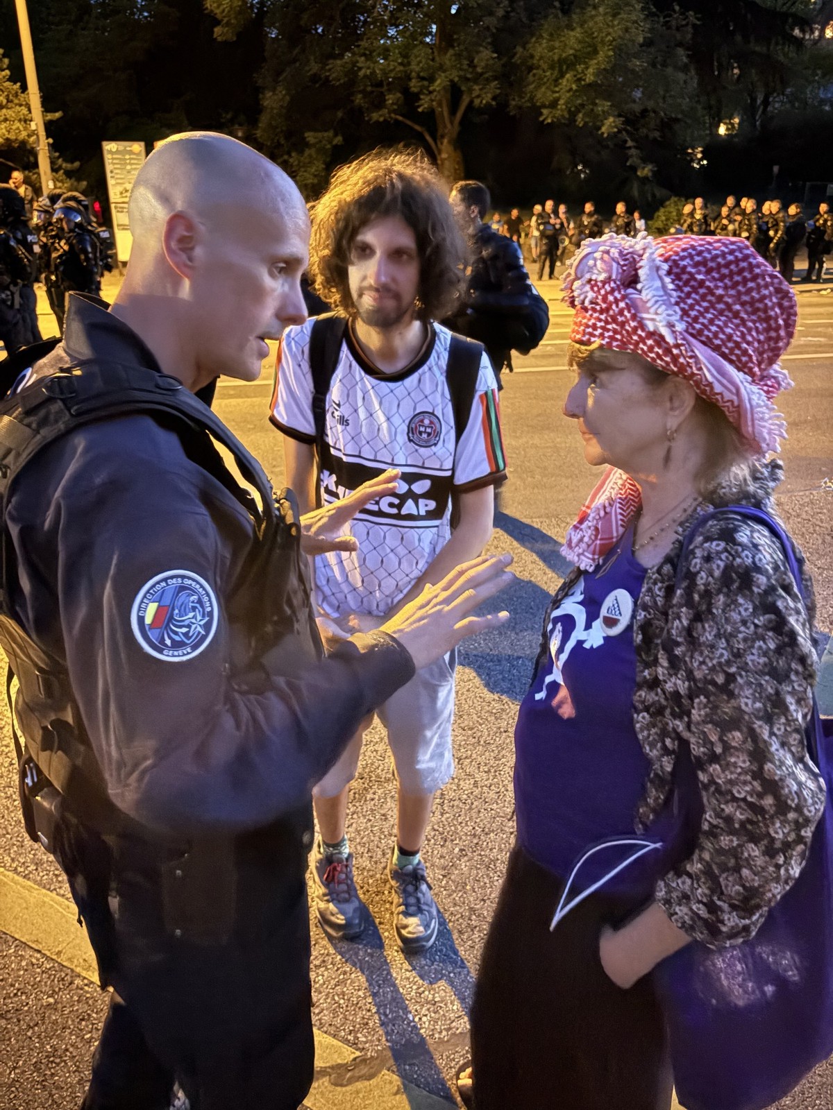 Commandant-adjoint de la police genevoise, Luc Broch était le chef des opérations des forces de l&amp;#039;ordre lors de la manifestation anti-G7 et féministe le dimanche 14 juin 2026. Ici sur le terr ...