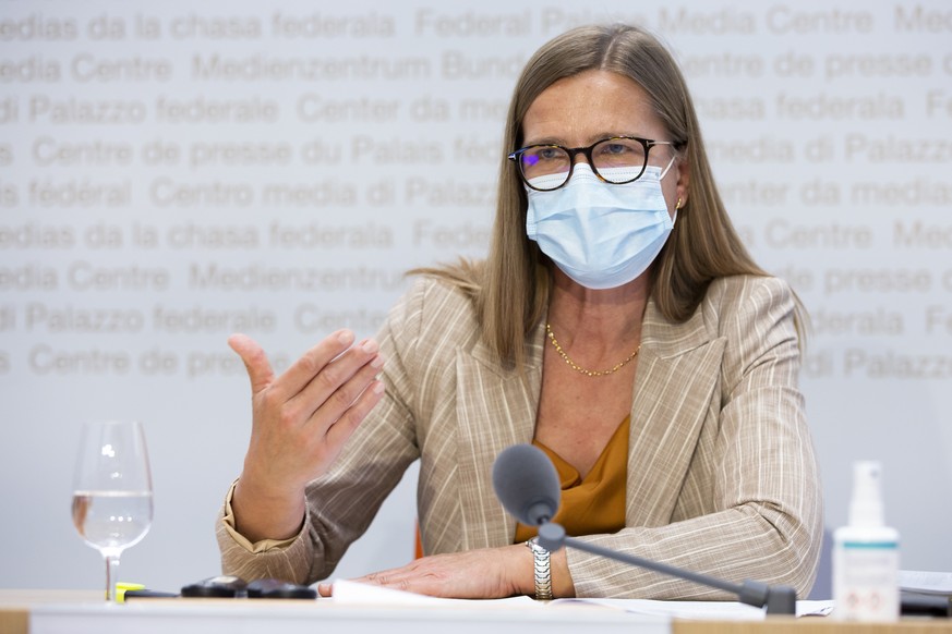 Virginie Masserey, Leiterin Sektion Infektionskontrolle, Bundesamt fuer Gesundheit BAG, spricht waehrend einer Medienkonferenz zur aktuellen Situation des Coronavirus, am Dienstag, 1. Juni 2021 in Ber ...