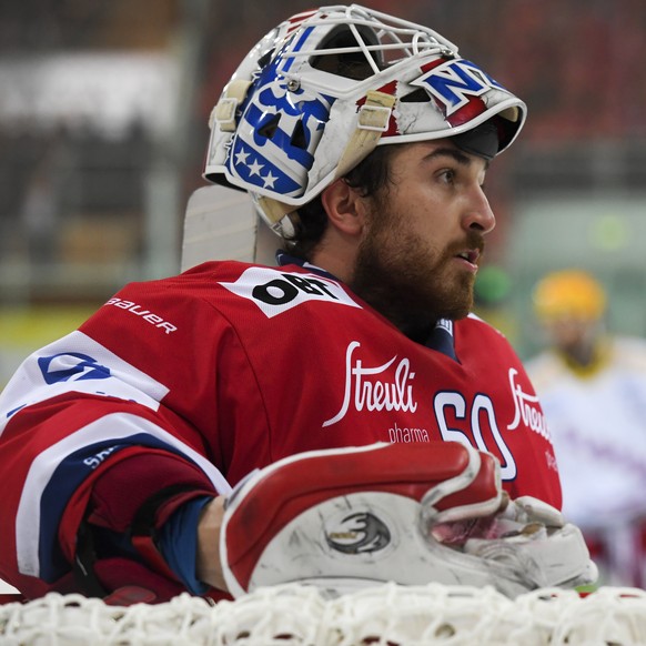 Torhueter Melvin Nyffeler von Rapperswil, im zweiten Eishockey Spiel der Ligaqualifikation der National League zwischen dem EHC Kloten und den SC Rapperswil-Jona Lakers am Samstag, 14. April 2018, in  ...