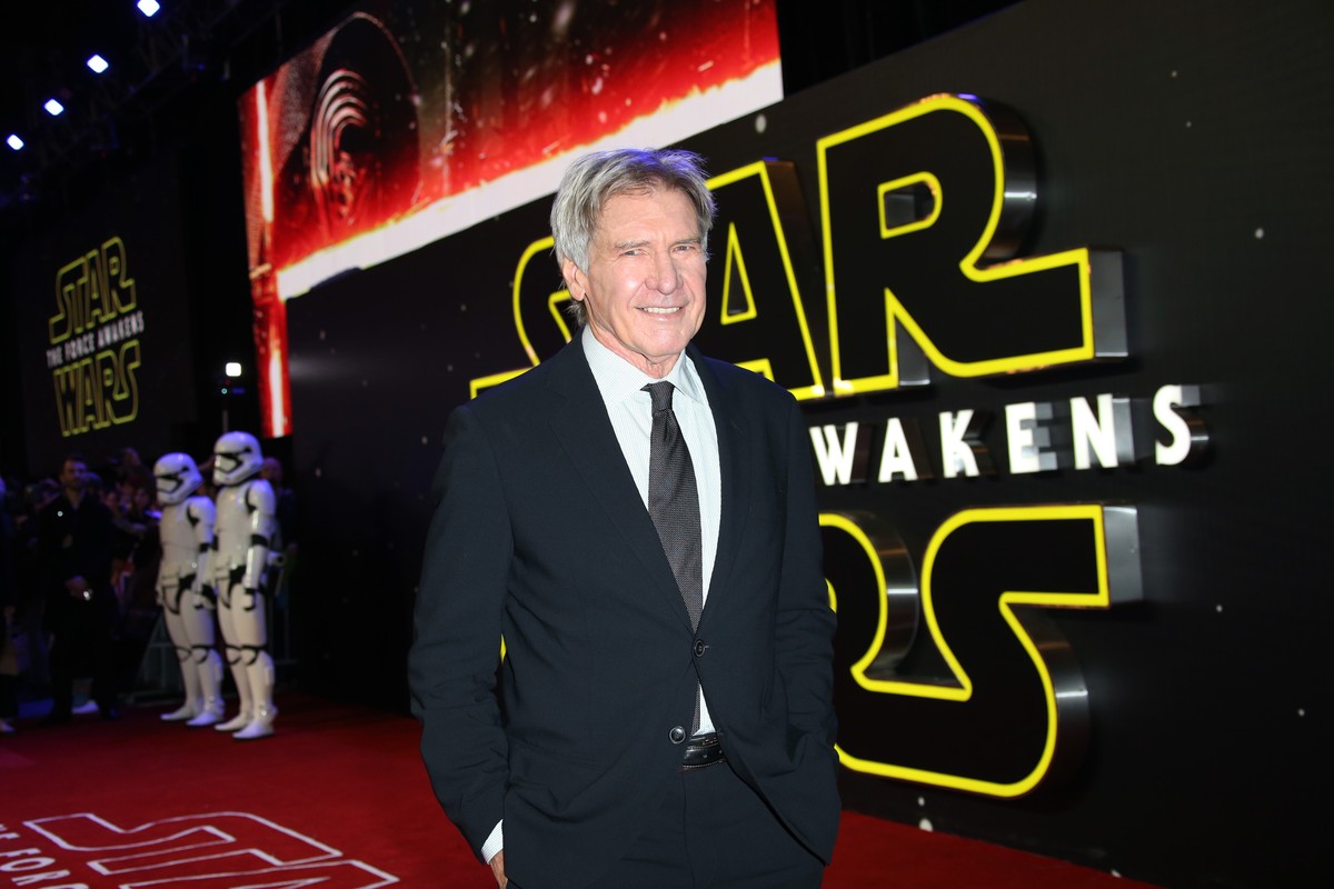 Harrison Ford poses for photographers upon arrival at the European premiere of the film 'Star Wars: The Force Awakens ' in London, Wednesday, Dec. 16, 2015. (Photo by Joel Ryan/Invision/AP)