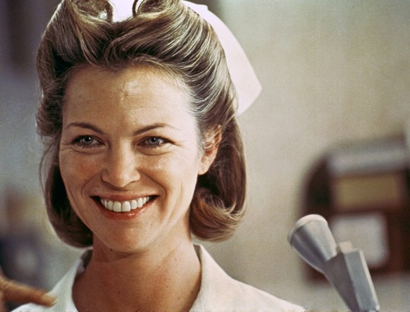 Louise Fletcher, One Flew Over the Cuckoo s Nest 1975 UA PUBLICATIONxINxGERxSUIxAUTxONLY Copyright: xHAx 31202_652

Louise Fletcher One Flew Over The Cuckoo S Nest 1975 UA PUBLICATIONxINxGERxSUIxAUT ...