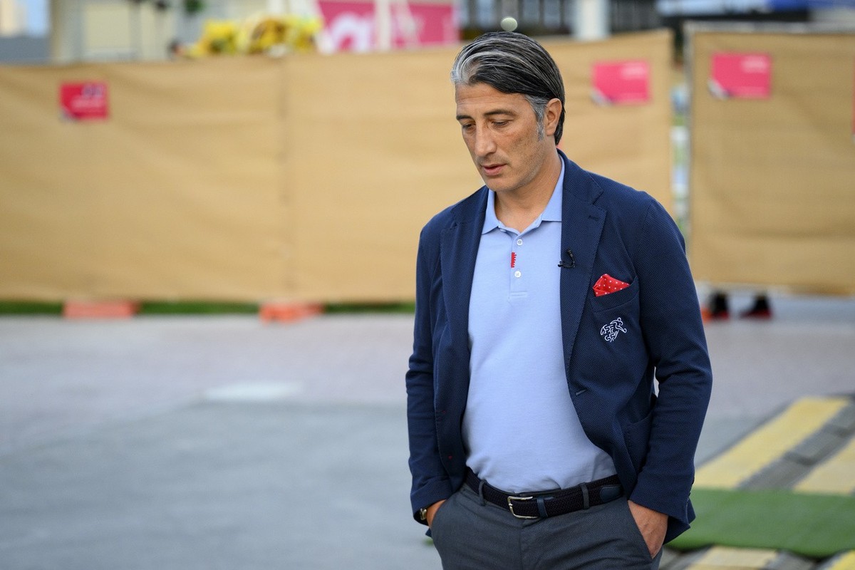 Switzerland's head coach Murat Yakin arrives for a press conference of the Switzerland's soccer national team after the elimination of the FIFA World Cup Qatar 2022 by Portugal in the round  ...