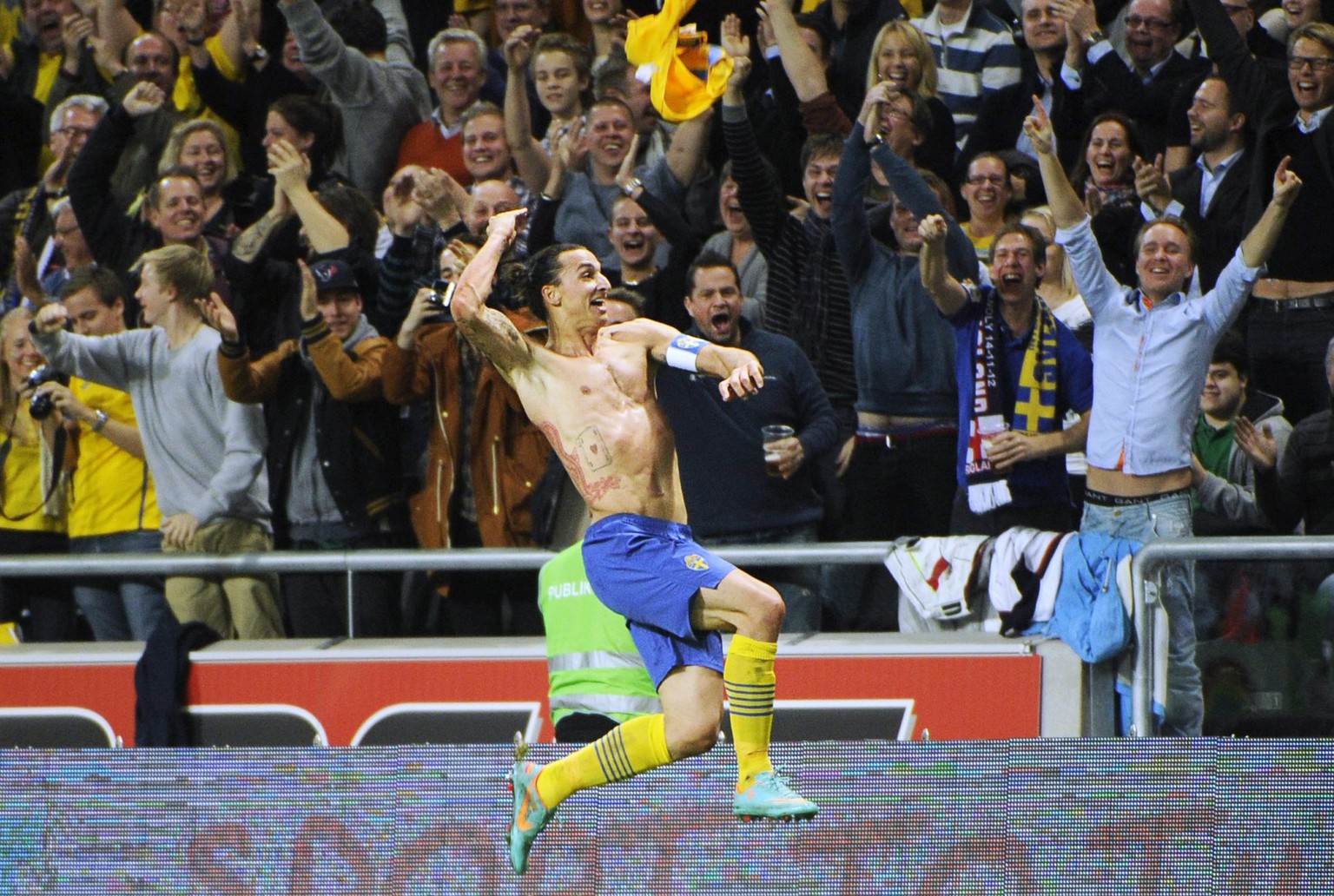 Zlatan Ibrahimovic, celebrates after scoring to bring the score to 4-2 goal against England during their friendly soccer match at the new national soccer stadium &#039;Friends Arena&#039; in Stockholm ...