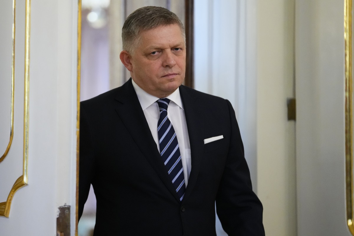 FILE - Newly appointed Slovakia's Prime Minister Robert Fico arrives for a swear in ceremony at the Presidential Palace in Bratislava, Slovakia, Wednesday, Oct. 25, 2023. Slovakia?s new governmen ...