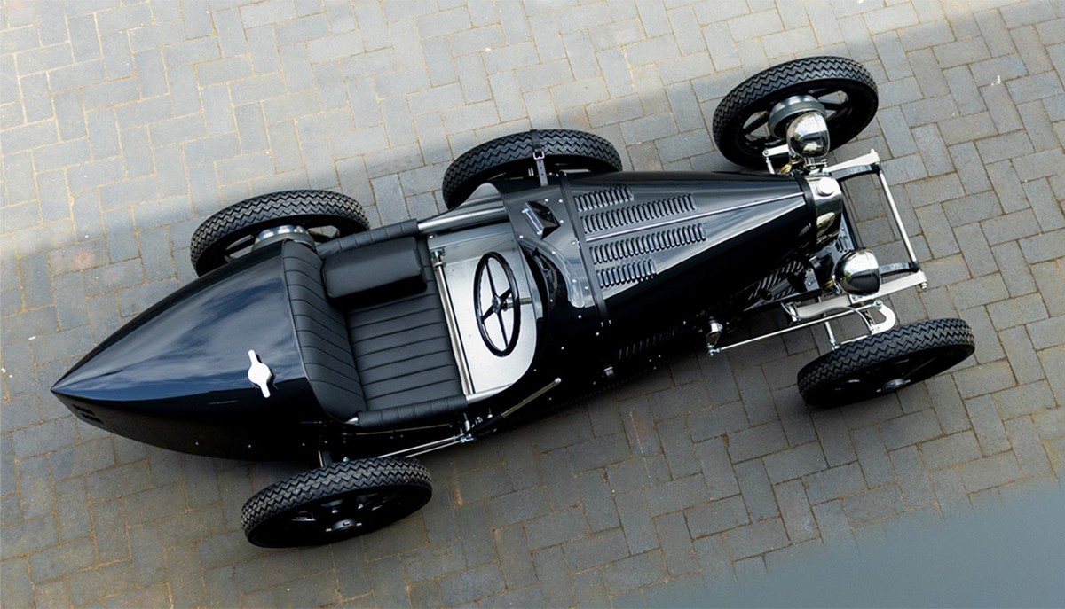 The Little Car Company Bicester England retro auto design bugatti aston martin ferrari https://thelittlecar.co/