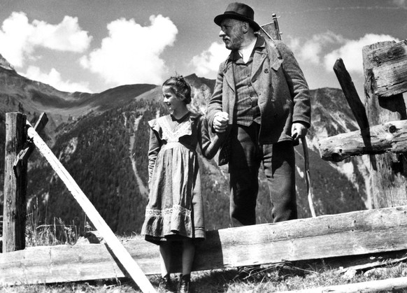 HEIDI, Elsbeth Sigmund, Heinrich Gretler, 1952 Courtesy Everett Collection PUBLICATIONxINxGERxSUIxAUTxONLY Copyright: xCourtesyxEverettxCollectionx MBDHEID EC005