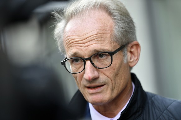 Lukas Haessig beantwortet Fragen nach einer Medienkonferenz der Credit Suisse in Zuerich am Dienstag, 1. Oktober 2019. Lukas Haessig, Journalist und Blogbetreiber von Inside Paradeplatz hat als Erster ...