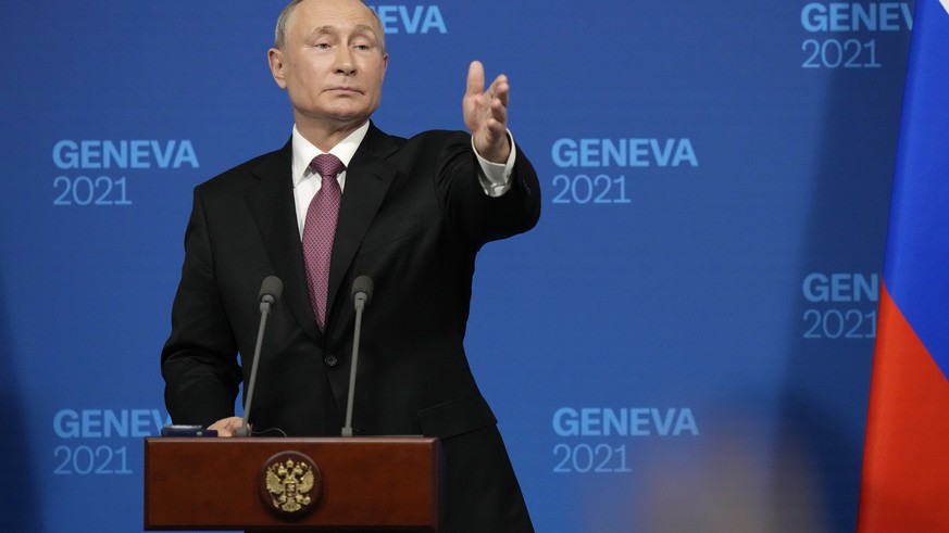 epa09277231 Russian President Vladimir Putin speaks during a news conference after his meeting with US President Joe Biden during the US-Russia summit at the Villa La Grange, in Geneva, Switzerland, 1 ...