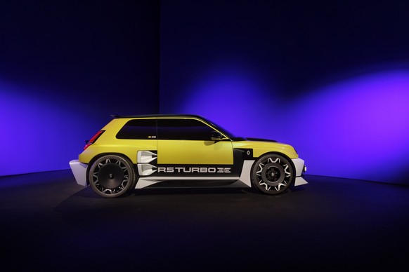 Renault 5 Turbo 3E image bank media Preshow, on March 5th at Flins, France - Photo Clément Choulot / DPPI