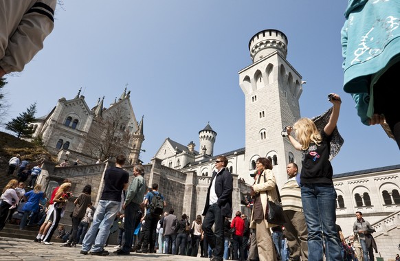 Schloss Neuschwanstein in Bayern ist bei chinesischen Touristen beliebt.