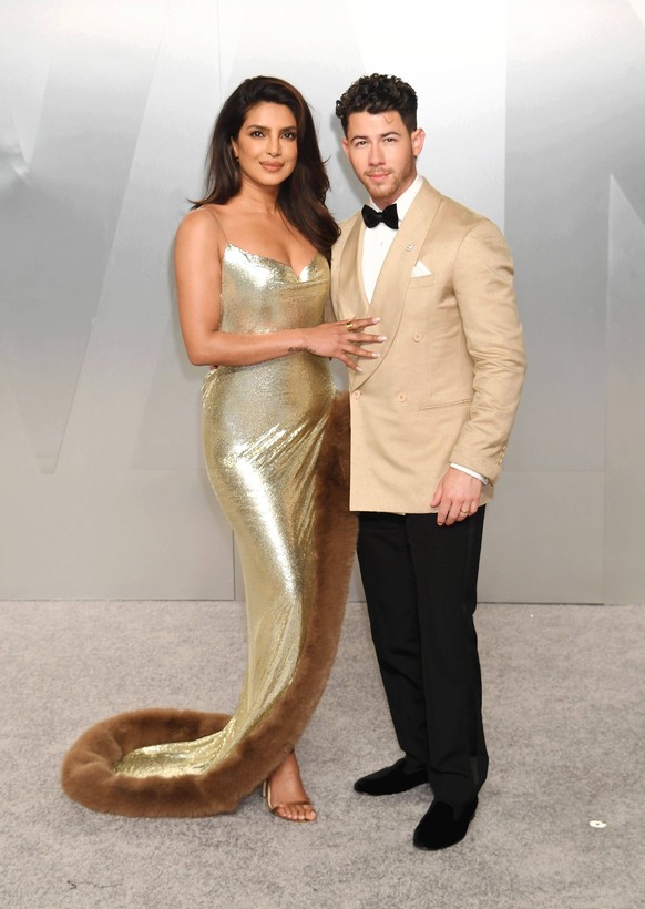 LOS ANGELES, CALIFORNIA - MARCH 15: L-R Priyanka Chopra Jonas and Nick Jonas attend the 2026 Vanity Fair Oscar Party Hosted By Mark Guiducci at Los Angeles County Museum of Art on March 15, 2026 in Lo ...
