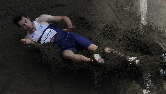 Miltiadis Tentoglou, of Greece, competes during the finals of the men&#039;s long jump at the 2020 Summer Olympics, Monday, Aug. 2, 2021, in Tokyo. (AP Photo/Morry Gash)