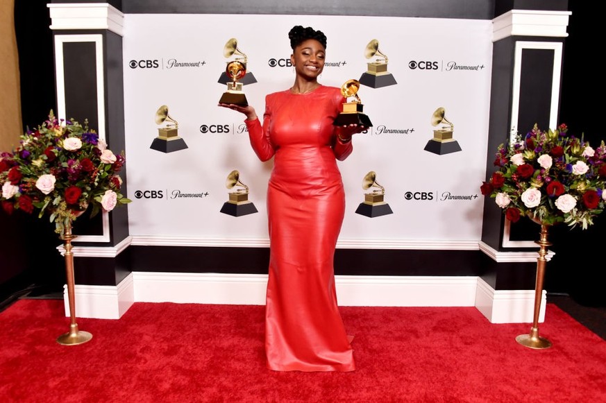 LOS ANGELES, CALIFORNIA - FEBRUARY 05: Samara Joy poses with the Best New Artist and Best Jazz Vocal Album Awards for “Linger Awhile” in the press room during the 65th GRAMMY Awards at Crypto.com Aren ...