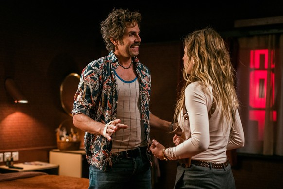 Tschugger
Staffel 2
Regie: David Constantin und Leandro Russo
Produktion: Shining Film AG
Kamera: Rafael Kistler
Drehbuch: David Constantin, Johannes Bachmann, Mats Frey, Rafael Kistler, Leandro Russo ...