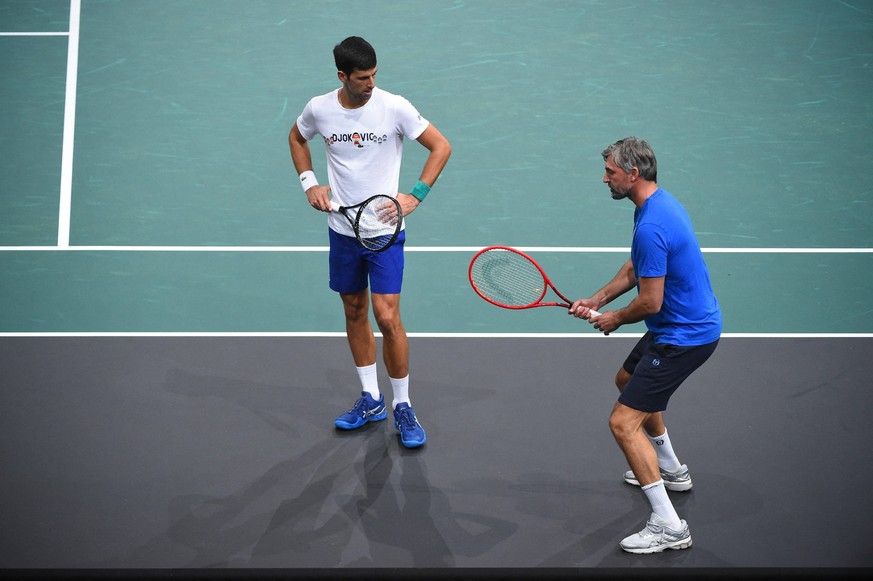 Rolex Paris Masters - Novak Djokovic training session Novak Djokovic SRB with his coach Goran Ivanisevic at practice at the 2021 Rolex Paris Masters at the Accor Arena in Paris, FRANCE, on OCTOBER 30, ...