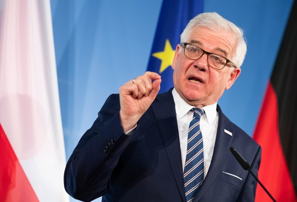 epa07228271 Foreign Minister of the Republic of Poland Jacek Czaputowicz speaks during a joint press conference with his German counterpart Heiko Maas in Berlin, Germany, 13 December 2018. Czaputowicz ...
