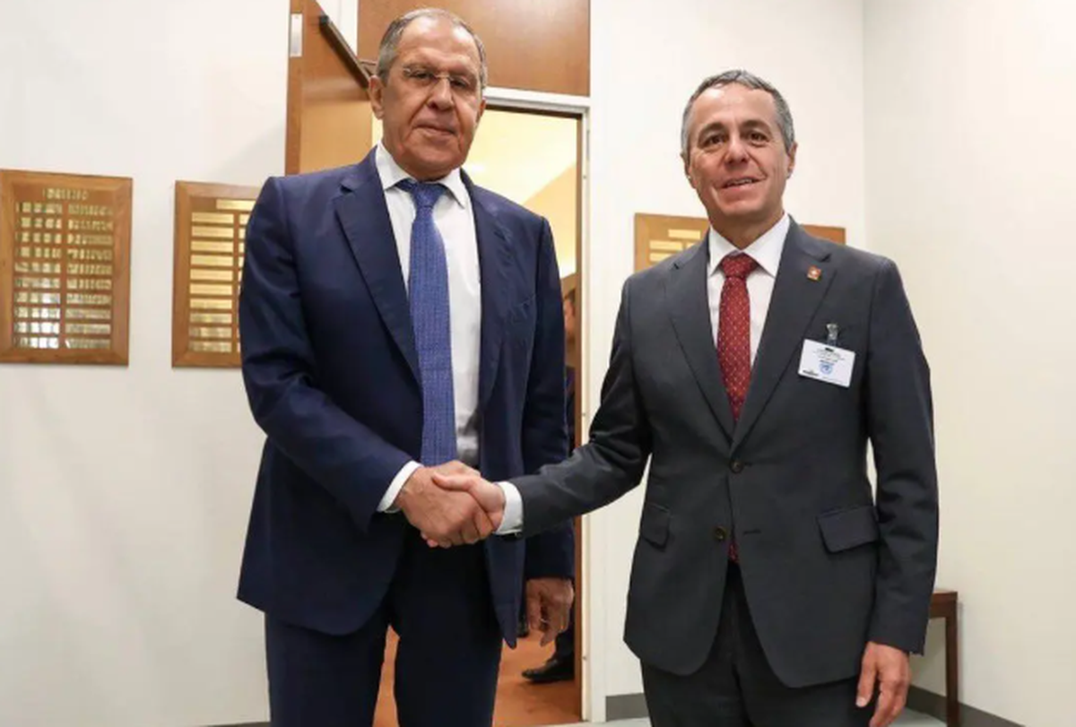 Aussenminister Ignazio Cassis (FDP, r.) mit seinem russischen Amtskollegen Sergei Lawrow am Rande der UNO-Generalversammlung. Treffen sich die beiden bald im Rahmen der OSZE?