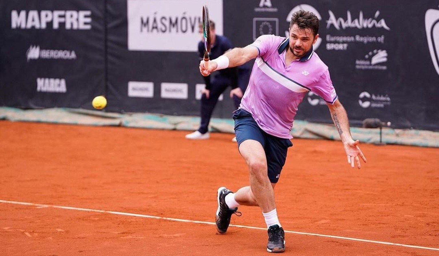 Immerhin: Stan Wawrinka ist nach einem Jahr zurück auf dem Tennisplatz.