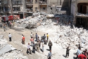 Die Fassbomben hinterlassen nur noch Schutt und Asche in Aleppo.