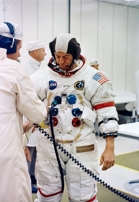 Alan Shepard während des Countdowns vor dem Start von Apollo 14 im Kennedy Space Center, 31. Januar 1971.