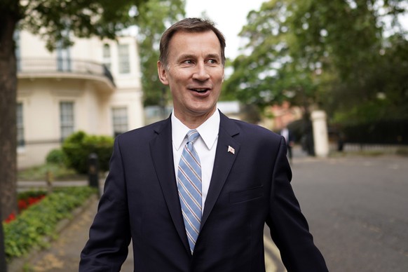 epa07609271 British Foreign Secretary Jeremy Hunt leaves his home in Central London, Britain, 29 May 2019. Hunt recently announced his intentions to run for Prime Minister in the upcoming Conservative ...