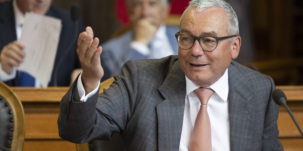 Der Zürcher FDP-Ständerat Ruedi Noser tritt nicht mehr als Ständerat an. Für die Wahlen im Herbst 2023 stellt sich der 61-Jährige nicht mehr zur Verfügung. Als Nachfolgerin wird die Nationalrätin Regi ...