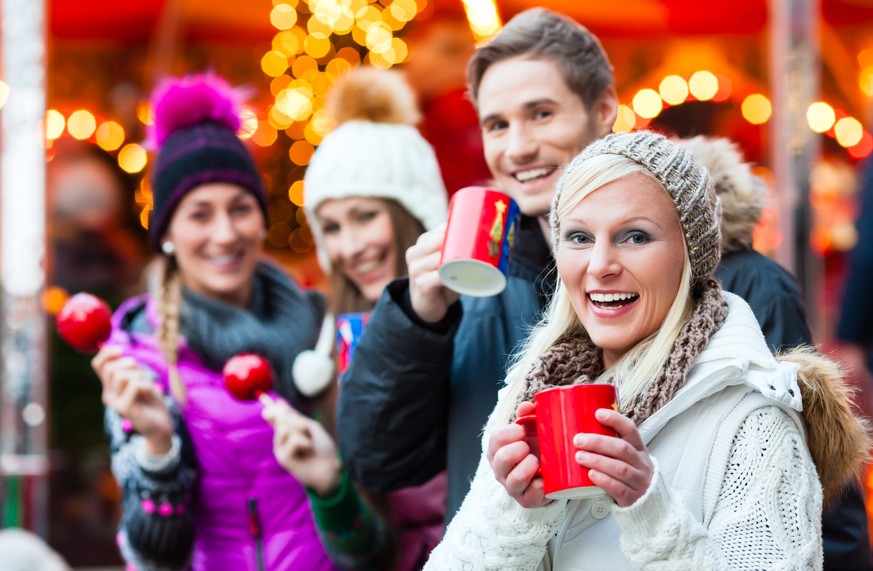 glühwein weihnachtsmarkt kalt weihnachten