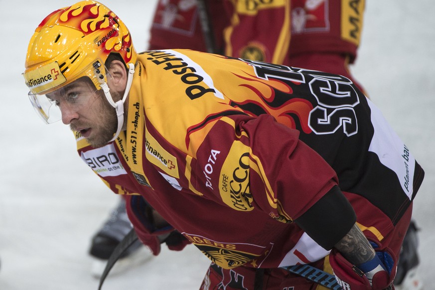 Der Langnauer Chris DiDomenico, waehrend dem Meisterschaftsspiel in der NLA, zwischen den SCL Tigers und dem HC Davos, am Freitag 20. November 2015 in der Ilfishalle in Langnau. (PHOTOPRESS/Marcel Bie ...