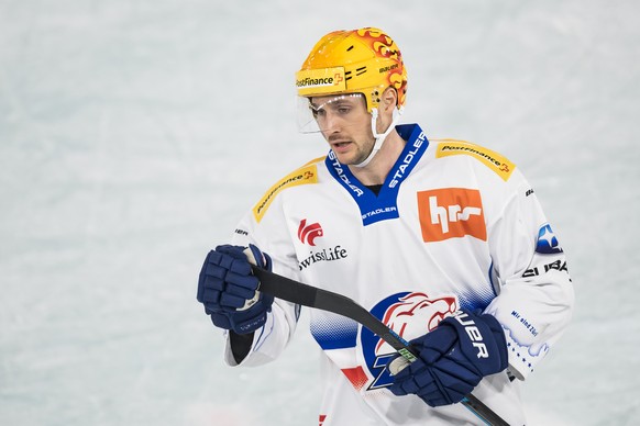 Le top scorer zuerichois Maxim Noreau, lors de la rencontre du championnat suisse de hockey sur glace de National League entre le Lausanne Hockey Club, LHC, et les ZSC Lions ce vendredi 23 novembre 20 ...