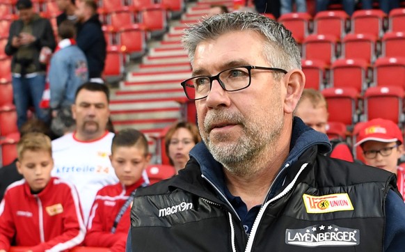 27.05.2019, Berlin: FuÃball: Bundesliga, Relegation, Rueckspiele 1. FC Union Berlin - VfB Stuttgart im Stadion An der Alten Foersterei. Trainer Urs Fischer von Union kommt ins Stadion. WICHTIGER HINW ...