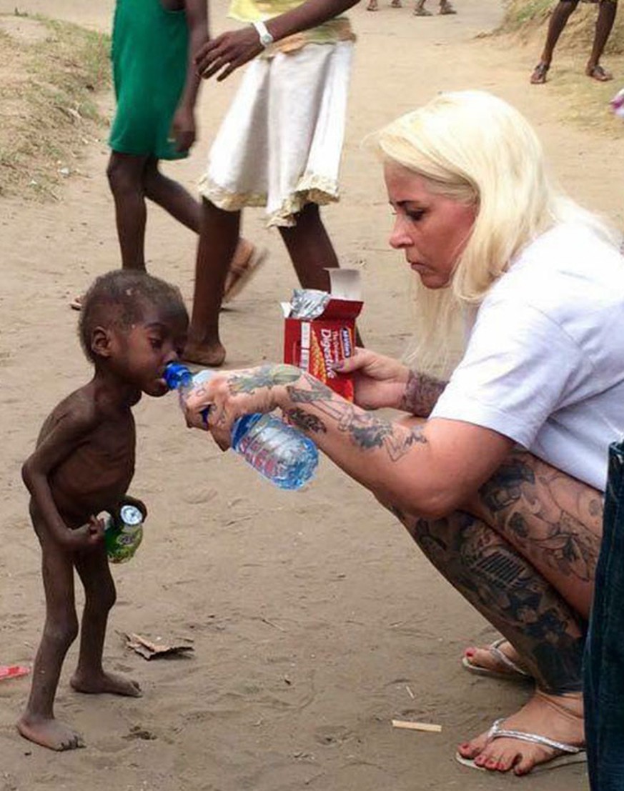 Das Bild dieses hungernden Kindes ging um die Welt – das ist aus ihm geworden
